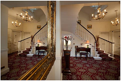 Ben Doran Hotel Edinburgh Front Hall- Ben Doran Hotel Edinburgh